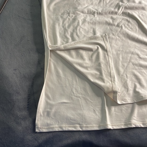 Zenana side slit t shirt - Picture 4 of 5